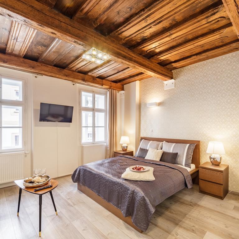 Downtown Royal Apartments Ceske Budejovice Dış mekan fotoğraf