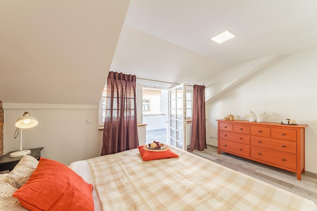 Downtown Royal Apartments Ceske Budejovice Dış mekan fotoğraf